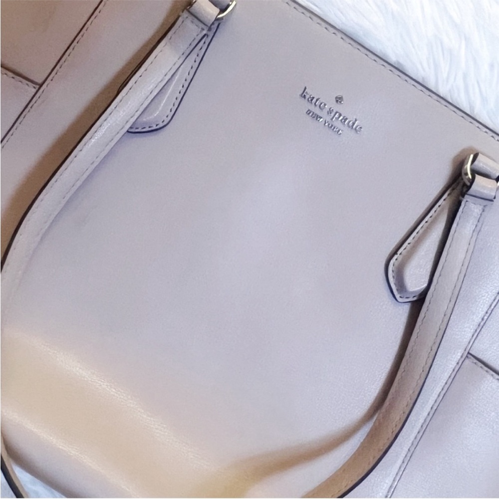 KATE SPADE Tote
Original MSRP $429